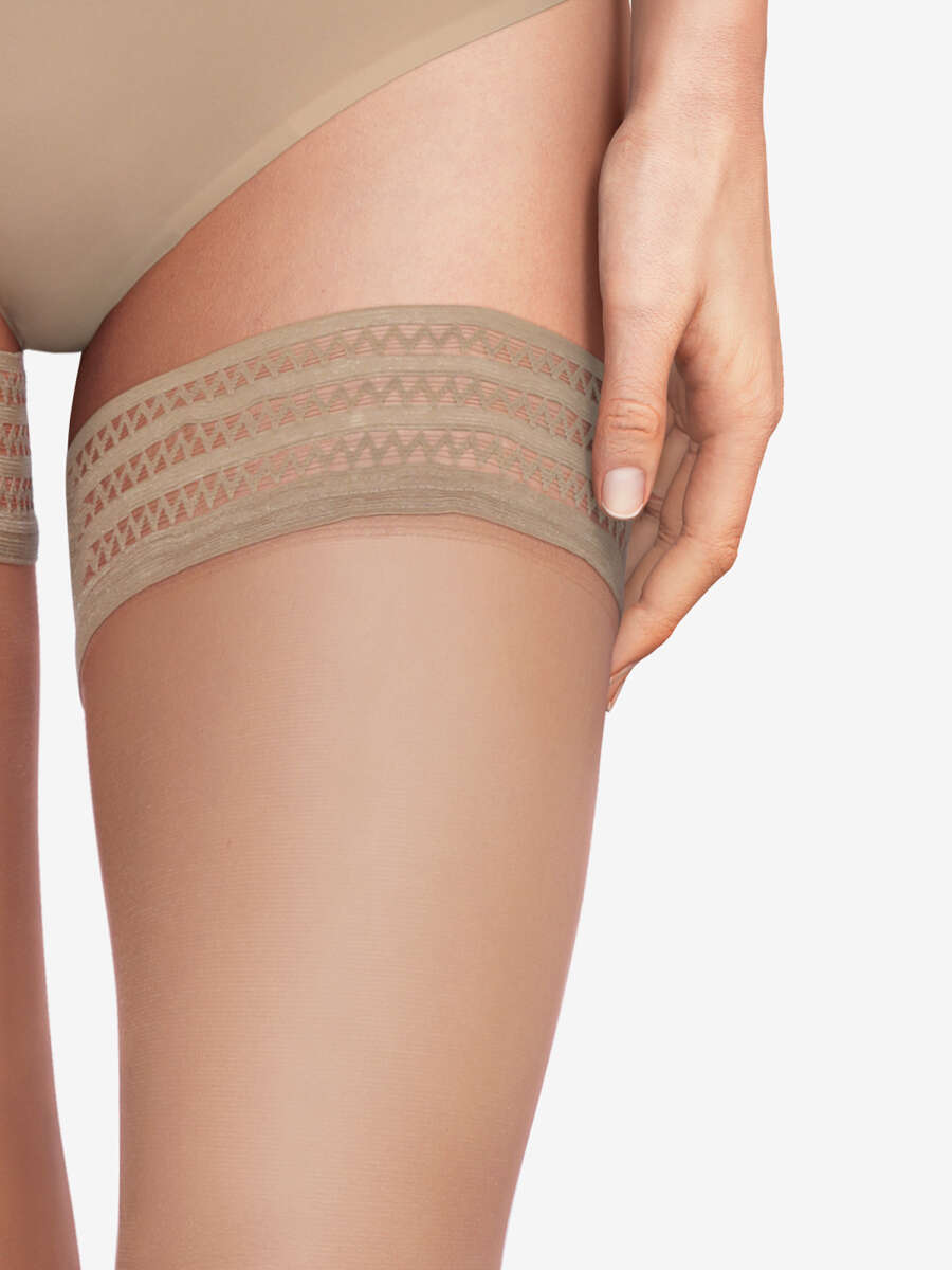 Paire De Bas Nylon Vintage DD/DORE DORE - Beige Foncé, Taille 1, Pointe Renforcée