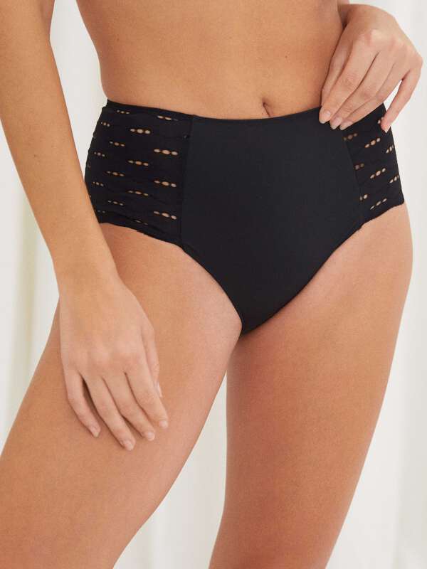 Noir Culotte - June 1