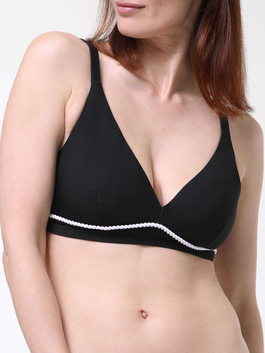 Haut de maillot triange en dentelle blanche Céleste