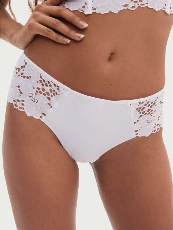 Blanc Shorty - Aly 1