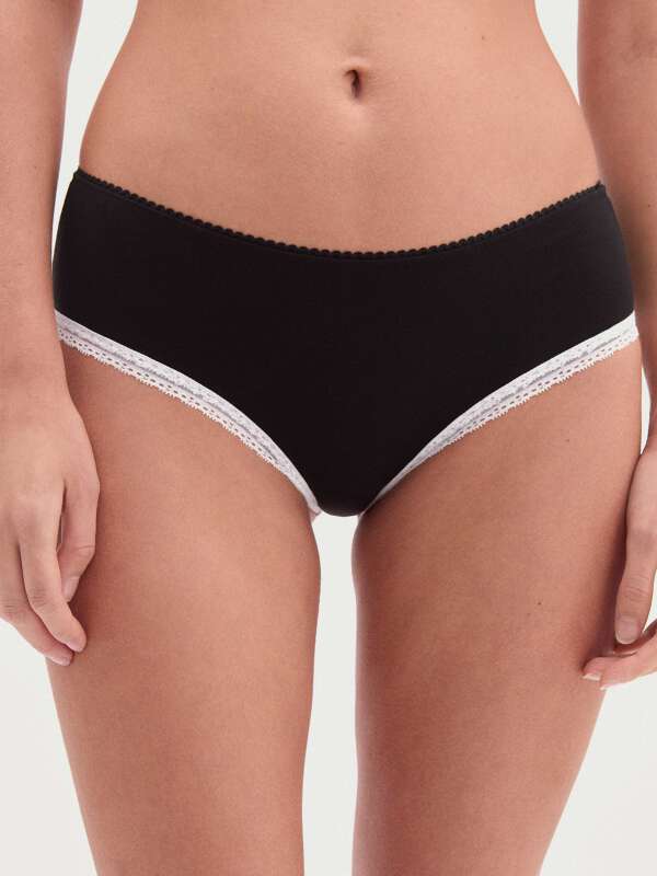 Noir Shorty - Mignonnette 1