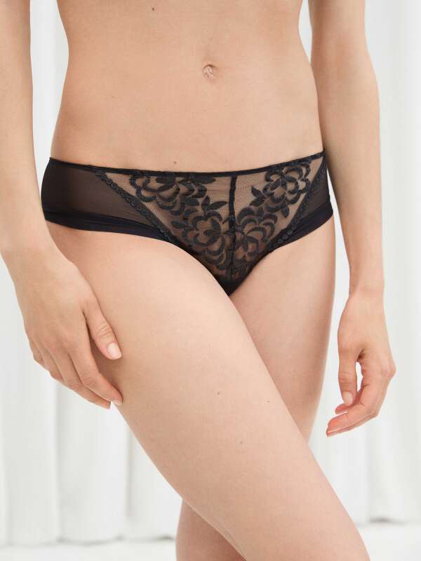 Noir Shorty - Vic 1