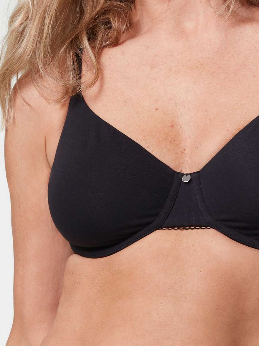 Ensemble neuf avec étiquette / Darjeeling /Soutien-gorge +shorty / 95 F+ TL XL / 42 / 14