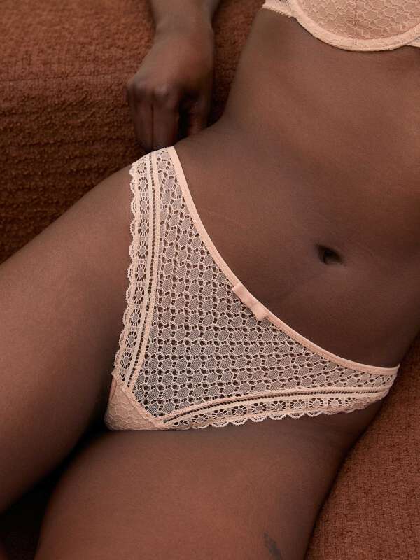 Rose String - Erin 1