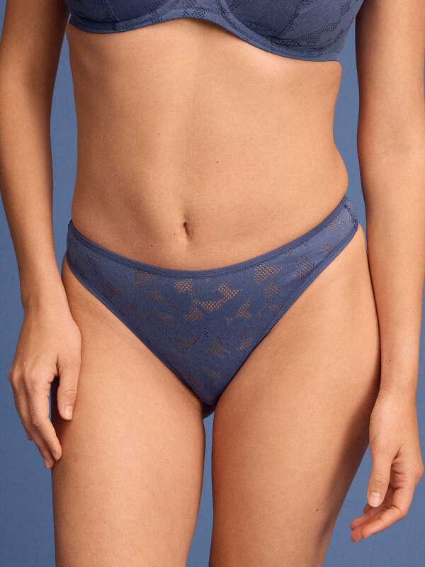 Bleu Tanga - Marnie 1