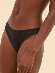 DARJEELING STRING TAILLE XL MODELE SARAH COULEUR MILK REF 04410S8